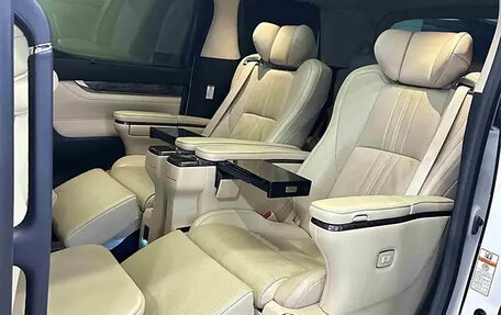 Toyota Vellfire II, 2021 год, 7 200 000 рублей, 8 фотография