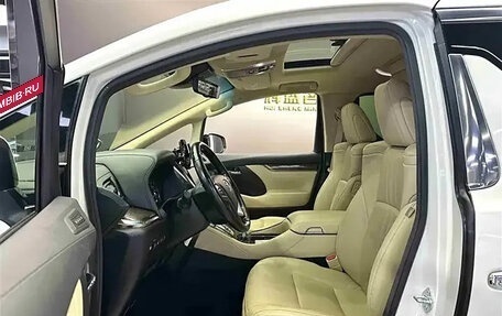 Toyota Vellfire II, 2021 год, 7 200 000 рублей, 6 фотография