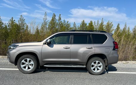 Toyota Land Cruiser Prado 150 рестайлинг 2, 2017 год, 6 500 000 рублей, 3 фотография