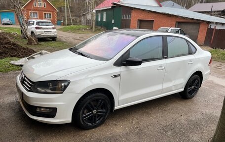 Volkswagen Polo VI (EU Market), 2017 год, 850 000 рублей, 3 фотография