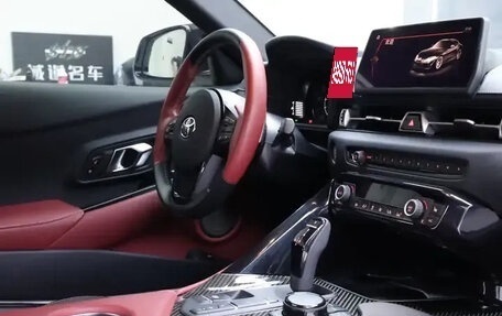 Toyota Supra, 2021 год, 6 750 000 рублей, 10 фотография