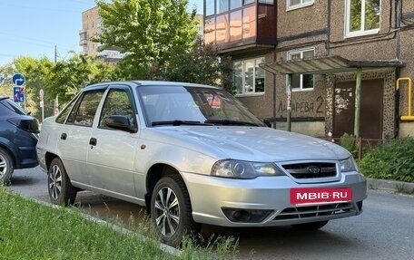 Daewoo Nexia I рестайлинг, 2011 год, 250 000 рублей, 3 фотография