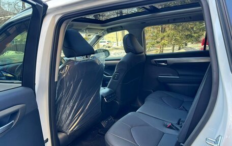 Toyota Highlander, 2025 год, 5 699 000 рублей, 13 фотография