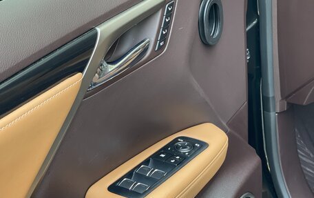 Lexus RX IV рестайлинг, 2017 год, 3 780 000 рублей, 18 фотография
