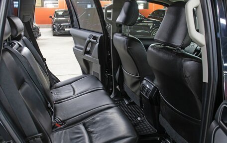Toyota Land Cruiser Prado 150 рестайлинг 2, 2014 год, 2 898 000 рублей, 12 фотография