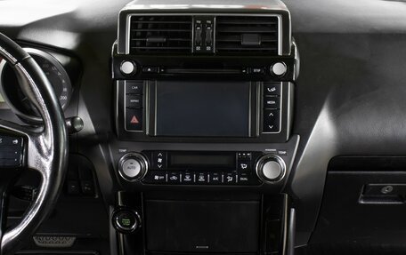 Toyota Land Cruiser Prado 150 рестайлинг 2, 2014 год, 2 898 000 рублей, 15 фотография