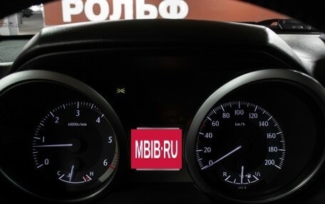 Toyota Land Cruiser Prado 150 рестайлинг 2, 2014 год, 2 898 000 рублей, 13 фотография