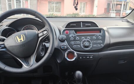 Honda Jazz II рестайлинг, 2011 год, 980 000 рублей, 1 фотография