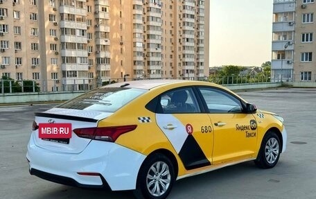 Hyundai Solaris II рестайлинг, 2018 год, 590 000 рублей, 3 фотография