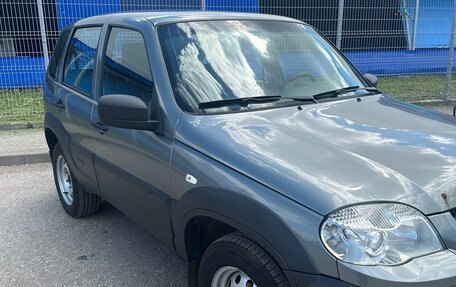 Chevrolet Niva I рестайлинг, 2019 год, 830 000 рублей, 5 фотография