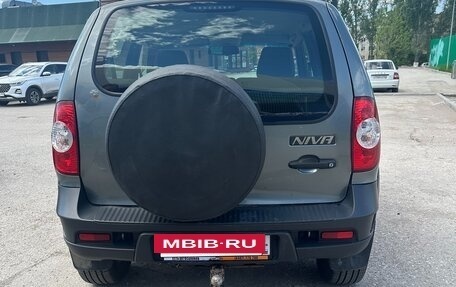 Chevrolet Niva I рестайлинг, 2019 год, 830 000 рублей, 6 фотография