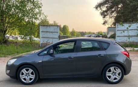 Opel Astra J, 2011 год, 650 000 рублей, 5 фотография