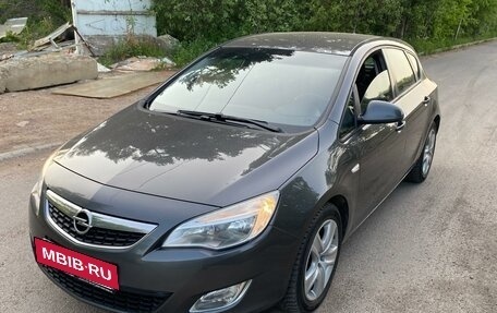 Opel Astra J, 2011 год, 650 000 рублей, 10 фотография