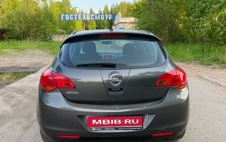 Opel Astra J, 2011 год, 650 000 рублей, 8 фотография