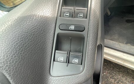 Volkswagen Tiguan I, 2012 год, 1 060 000 рублей, 16 фотография