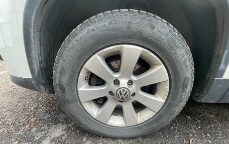 Volkswagen Tiguan I, 2012 год, 1 060 000 рублей, 28 фотография