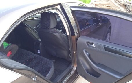 Volkswagen Jetta VI, 2013 год, 1 050 000 рублей, 11 фотография