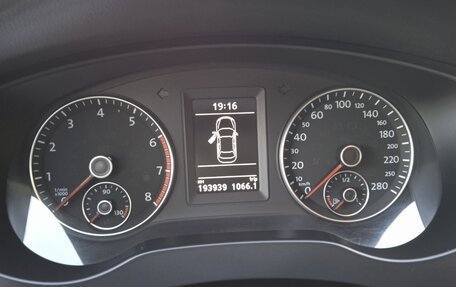 Volkswagen Jetta VI, 2013 год, 1 050 000 рублей, 17 фотография