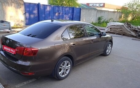 Volkswagen Jetta VI, 2013 год, 1 050 000 рублей, 22 фотография