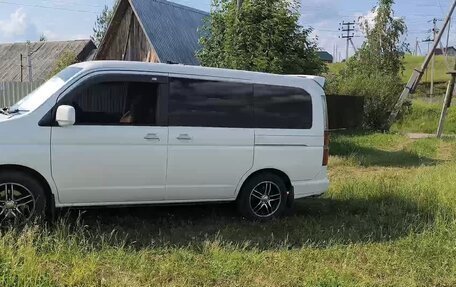 Honda Stepwgn II рестайлинг, 2001 год, 750 000 рублей, 21 фотография