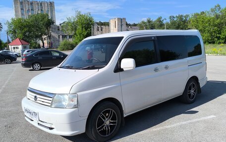 Honda Stepwgn II рестайлинг, 2001 год, 750 000 рублей, 18 фотография