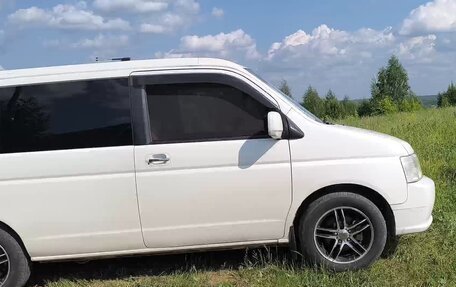 Honda Stepwgn II рестайлинг, 2001 год, 750 000 рублей, 27 фотография