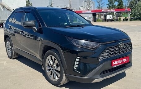 Toyota RAV4, 2020 год, 3 450 000 рублей, 1 фотография