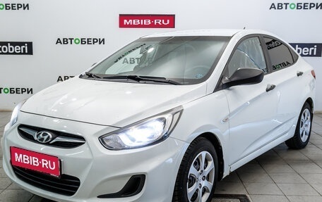 Hyundai Solaris II рестайлинг, 2011 год, 650 000 рублей, 1 фотография