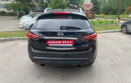 Infiniti FX II, 2011 год, 1 850 000 рублей, 3 фотография
