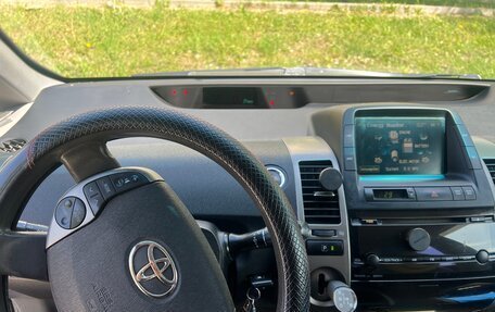 Toyota Prius, 2008 год, 605 000 рублей, 9 фотография