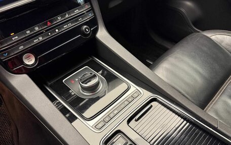 Jaguar F-Pace, 2017 год, 2 199 000 рублей, 10 фотография