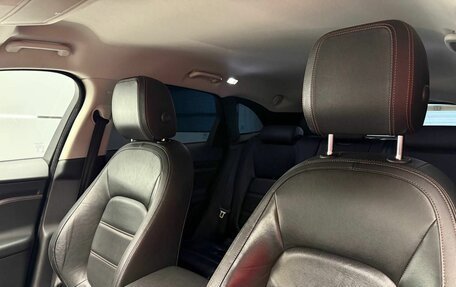 Jaguar F-Pace, 2017 год, 2 199 000 рублей, 15 фотография