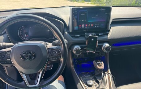 Toyota RAV4, 2020 год, 3 450 000 рублей, 9 фотография