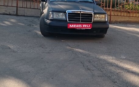 Mercedes-Benz E-Класс, 1994 год, 350 000 рублей, 6 фотография