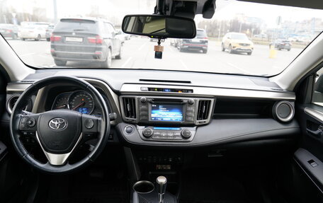 Toyota RAV4, 2014 год, 2 200 000 рублей, 18 фотография