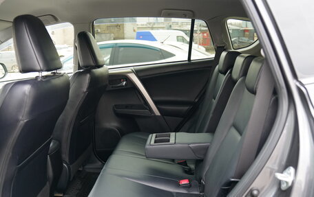 Toyota RAV4, 2014 год, 2 200 000 рублей, 24 фотография