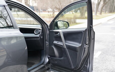 Toyota RAV4, 2014 год, 2 200 000 рублей, 33 фотография