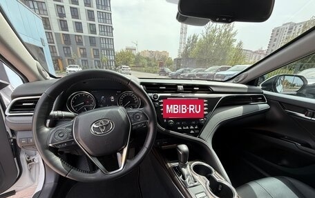 Toyota Camry, 2020 год, 3 620 000 рублей, 9 фотография
