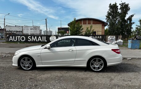 Mercedes-Benz E-Класс, 2011 год, 1 700 000 рублей, 5 фотография