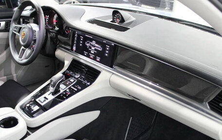 Porsche Panamera II рестайлинг, 2018 год, 6 787 000 рублей, 4 фотография