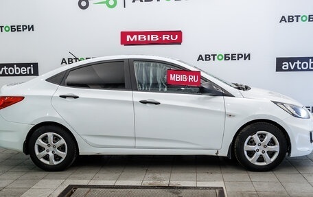 Hyundai Solaris II рестайлинг, 2011 год, 650 000 рублей, 4 фотография