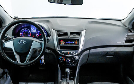 Hyundai Solaris II рестайлинг, 2011 год, 650 000 рублей, 15 фотография