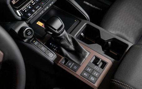 Toyota Land Cruiser Prado, 2025 год, 10 200 000 рублей, 18 фотография