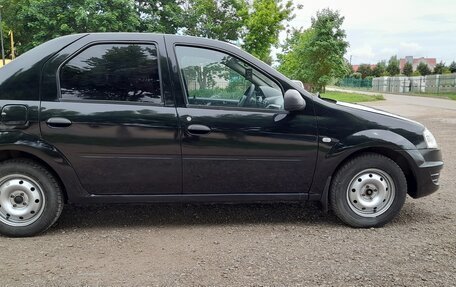 Renault Logan I, 2013 год, 320 000 рублей, 4 фотография