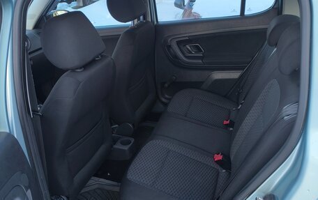 Skoda Fabia II, 2011 год, 630 000 рублей, 3 фотография