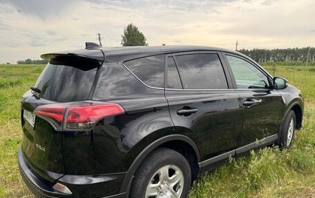 Toyota RAV4, 2018 год, 2 500 000 рублей, 4 фотография