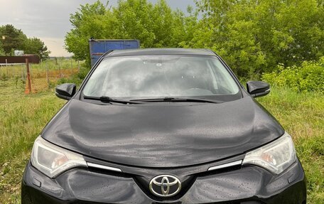 Toyota RAV4, 2018 год, 2 500 000 рублей, 10 фотография