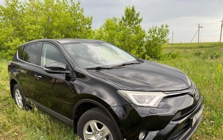 Toyota RAV4, 2018 год, 2 500 000 рублей, 12 фотография