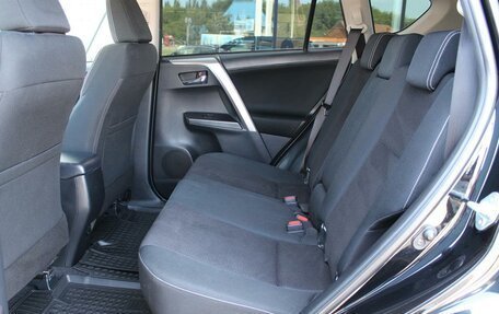 Toyota RAV4, 2016 год, 2 190 000 рублей, 30 фотография