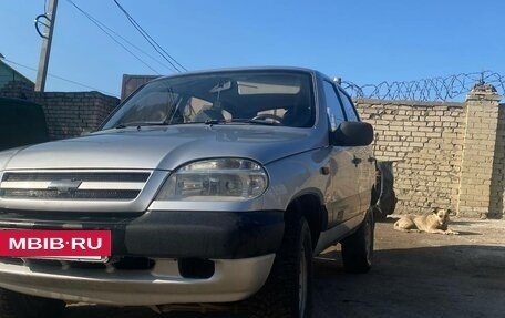 Chevrolet Niva I рестайлинг, 2005 год, 300 000 рублей, 2 фотография